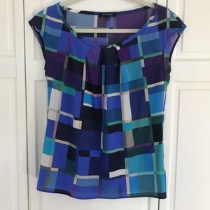 St John sleeveless blouse